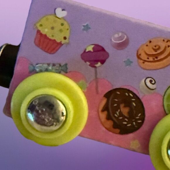 J'adore Grand Tube Wooden Vehicle BFF Princess Train Purple Donut Car B23 - Picture 6 of 8